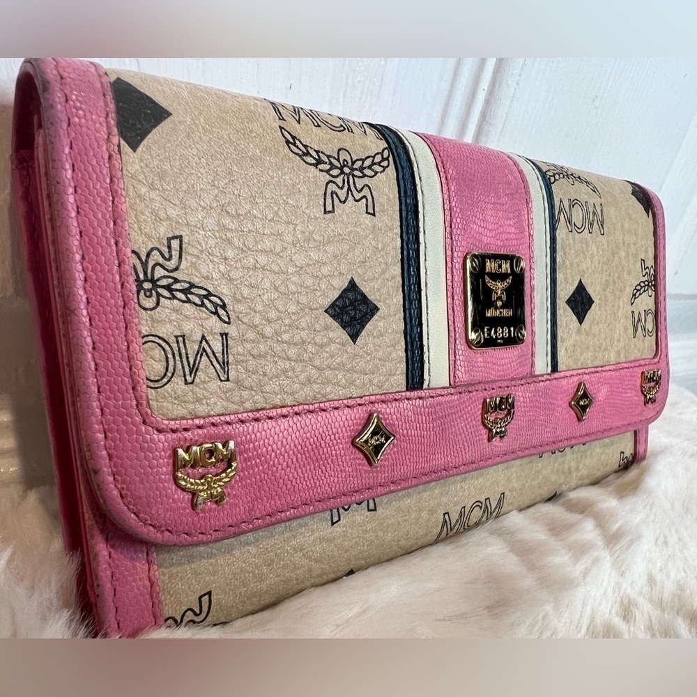 MCM VISETOS CONTINENTAL WALLET
